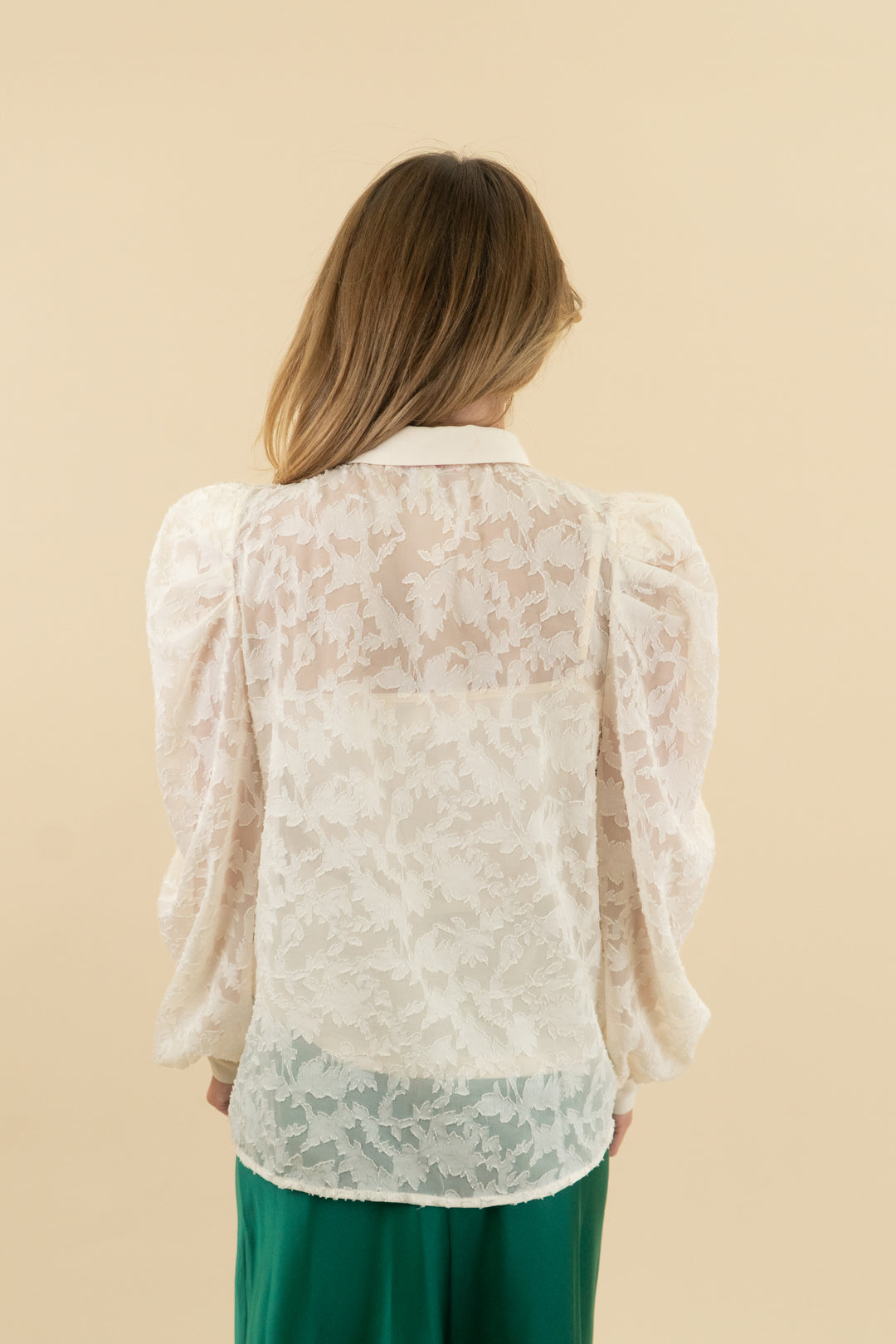 jealous tomato cream floral button up (s)