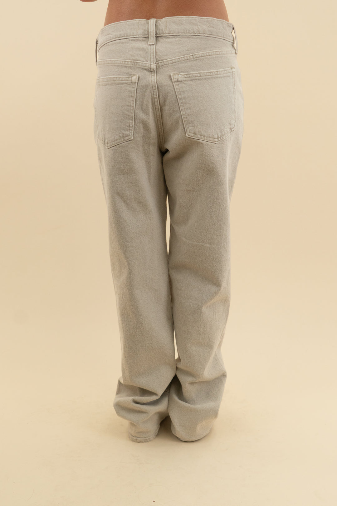abercrombie & fitch light grey the baggy low rise jeans NWT (26)