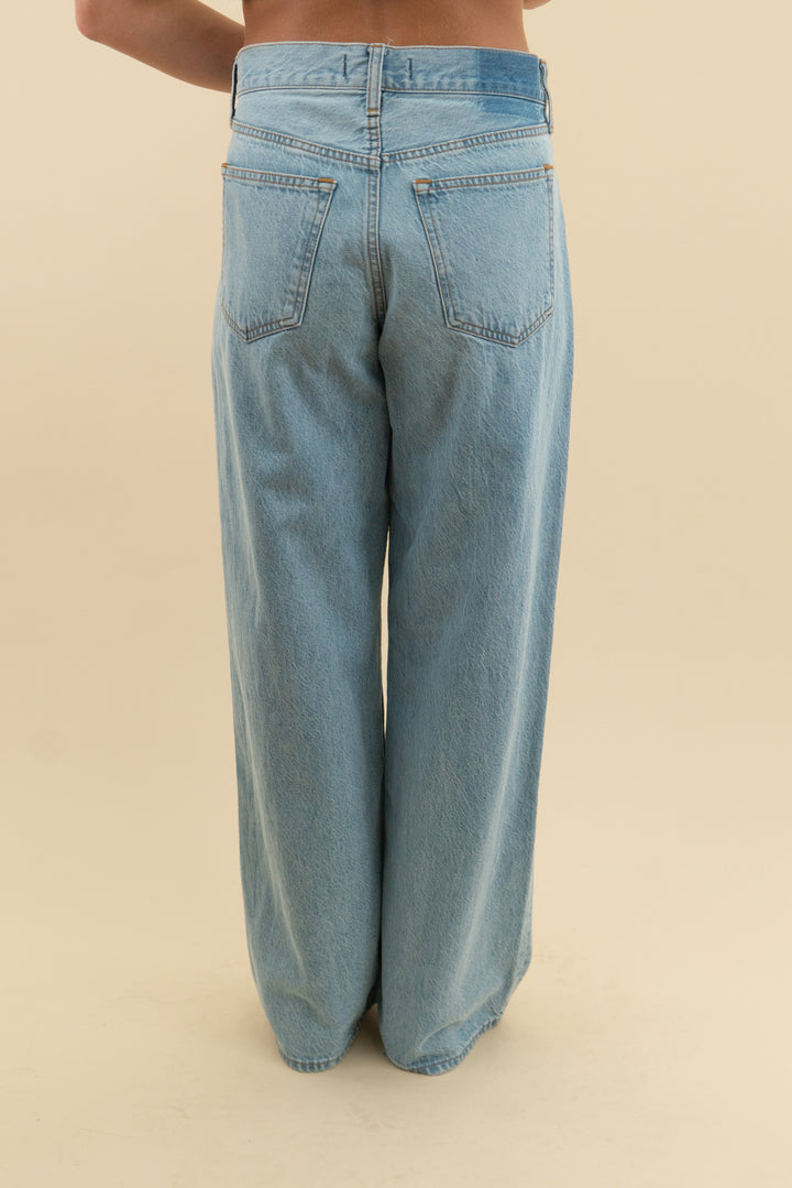 abercrombie & fitch light wash the ultra loose low rise jeans (26)