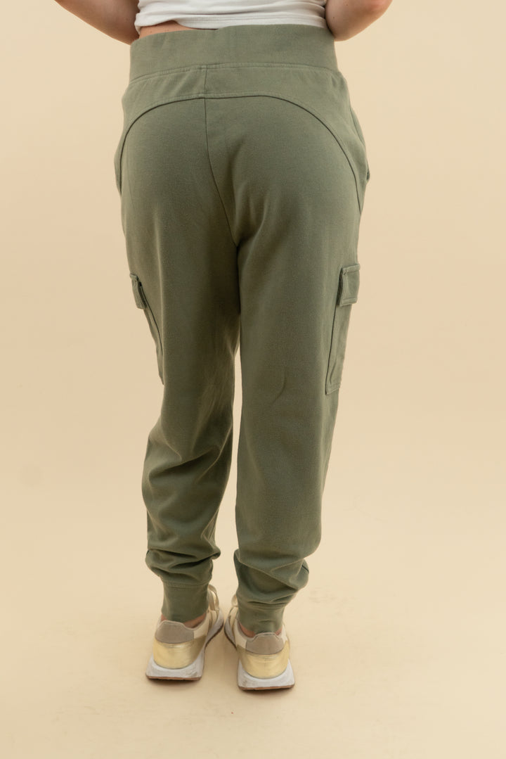 olive green lounge jogger (m)