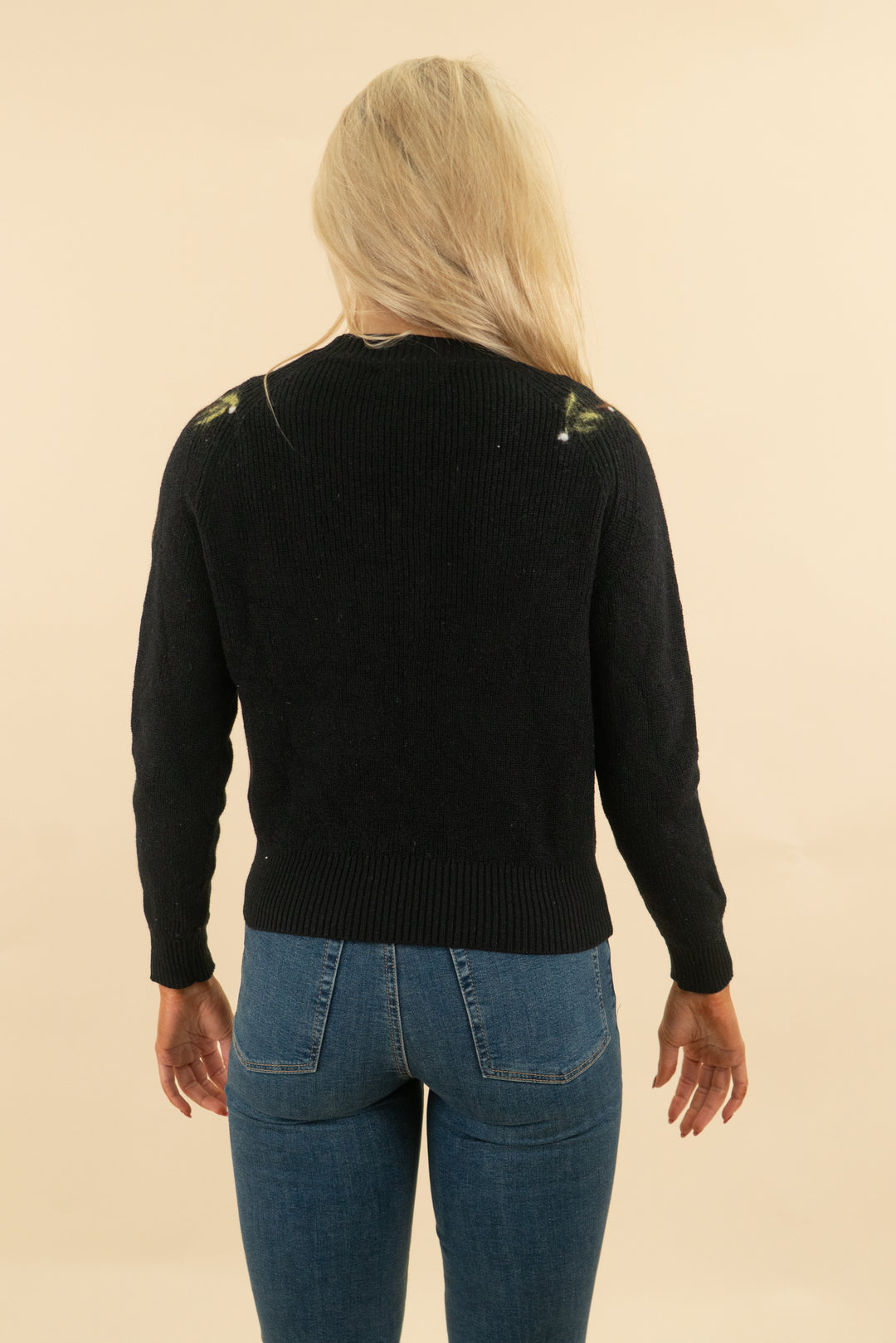 pomander black leaf patterned long sleeve sweater (xs; retail $128)