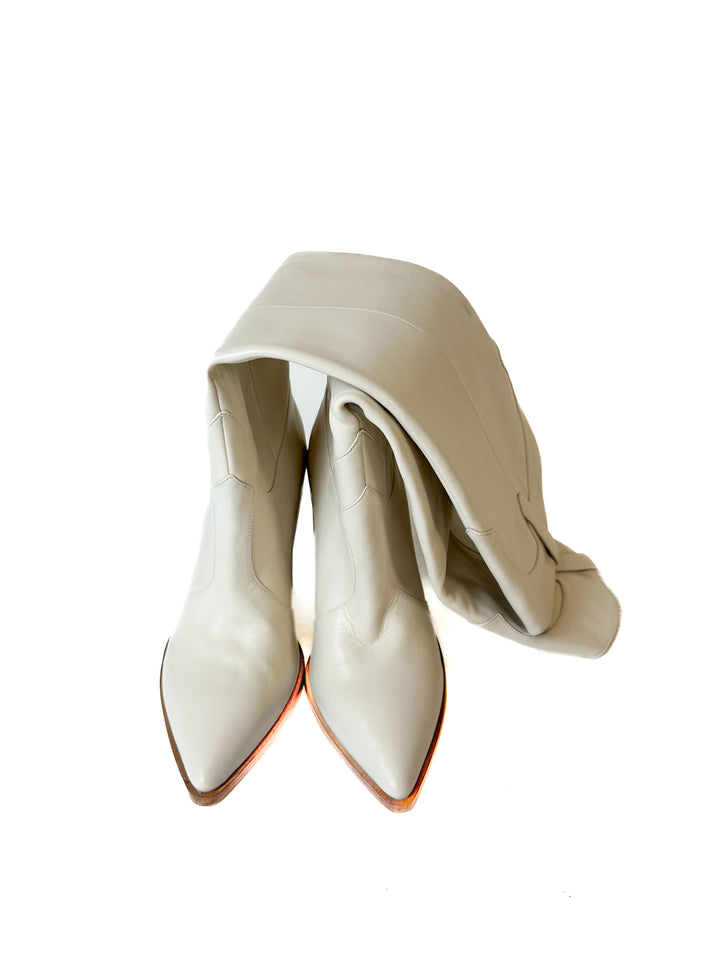 Raye Cream Boots NWOT (7)