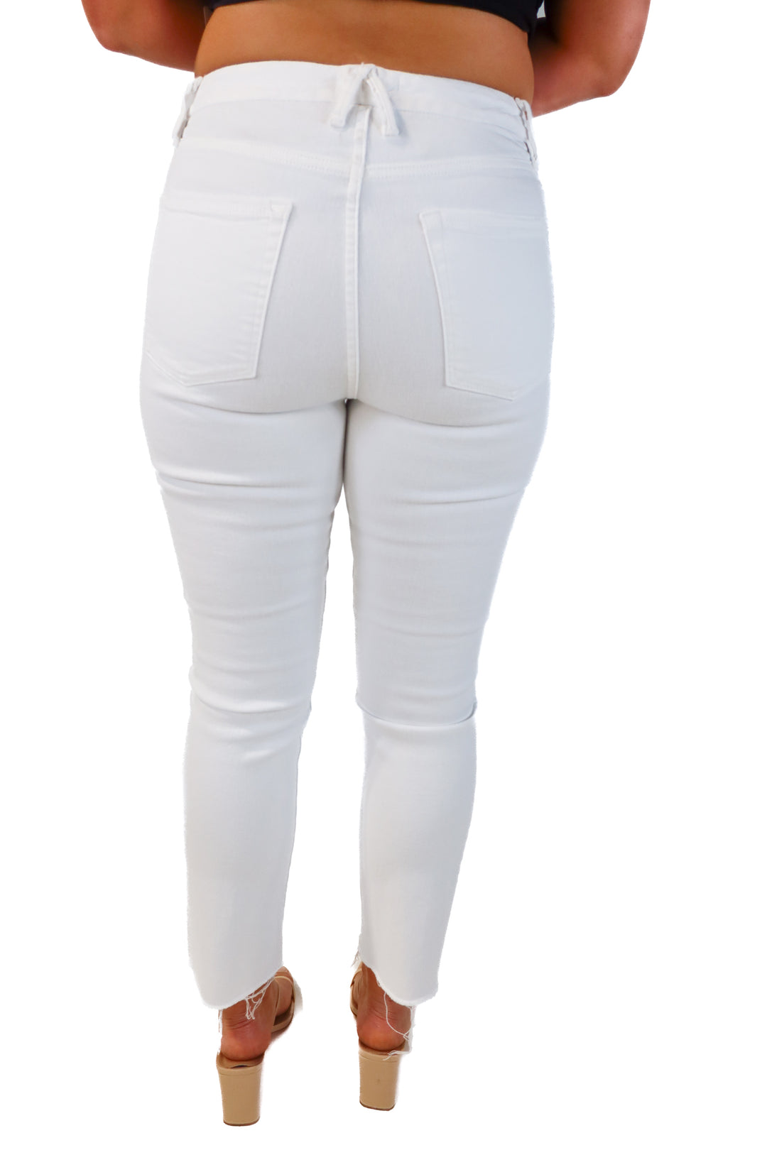 Good American white straight leg jeans (8; retail $131)
