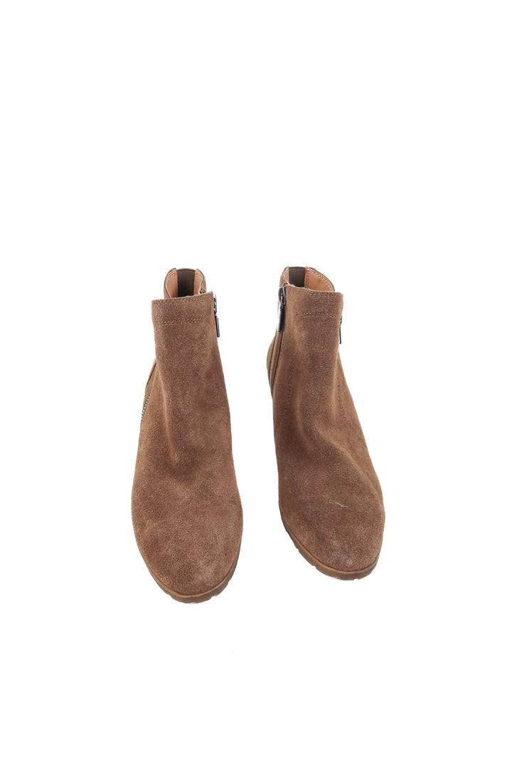 blondo brown ankle booties (7; retail $130)
