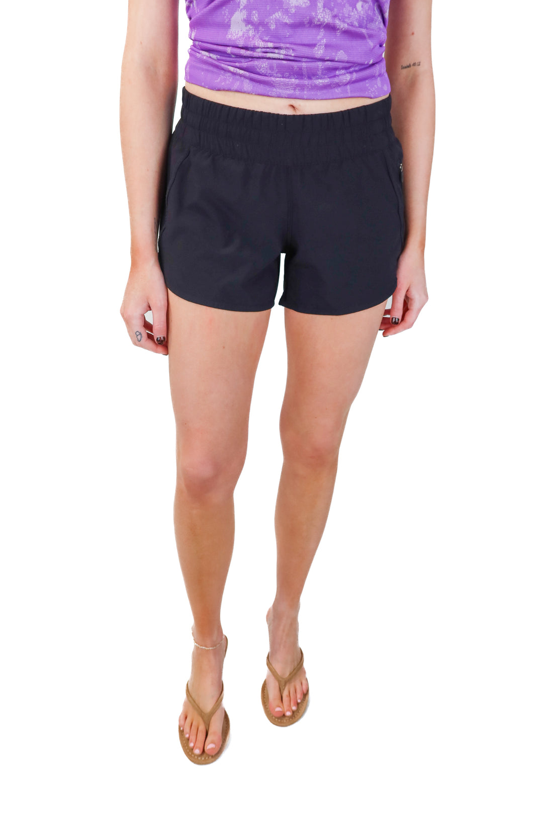 SOLD lululemon black active shorts (6)