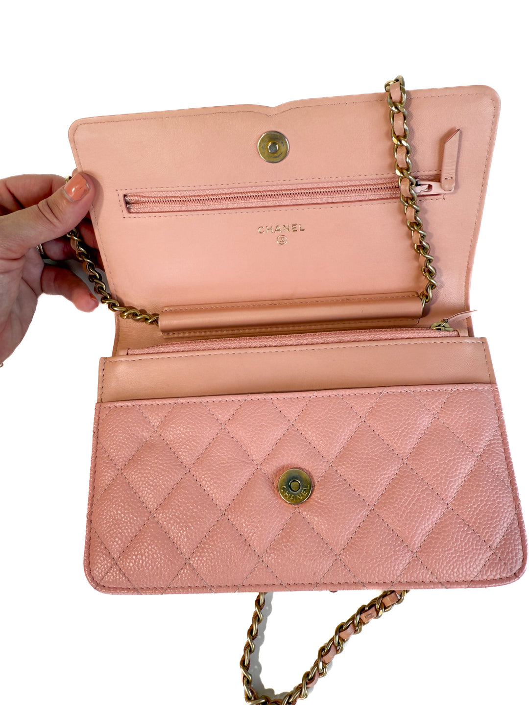 Chanel Caviar Quilted CC Filigree Wallet on Chain NWOT (est. retail $5,200)