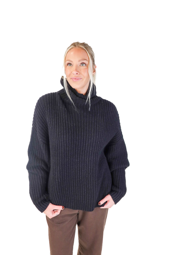 free people black oversized knit sweater (xs)