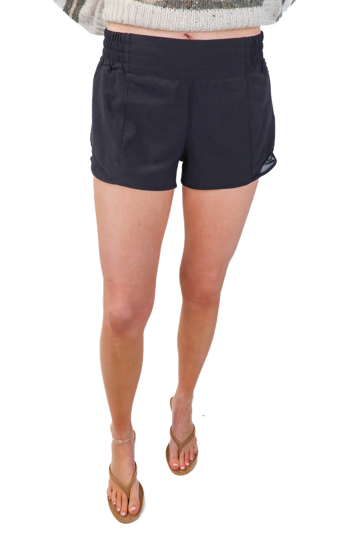 lululemon black running shorts (8)