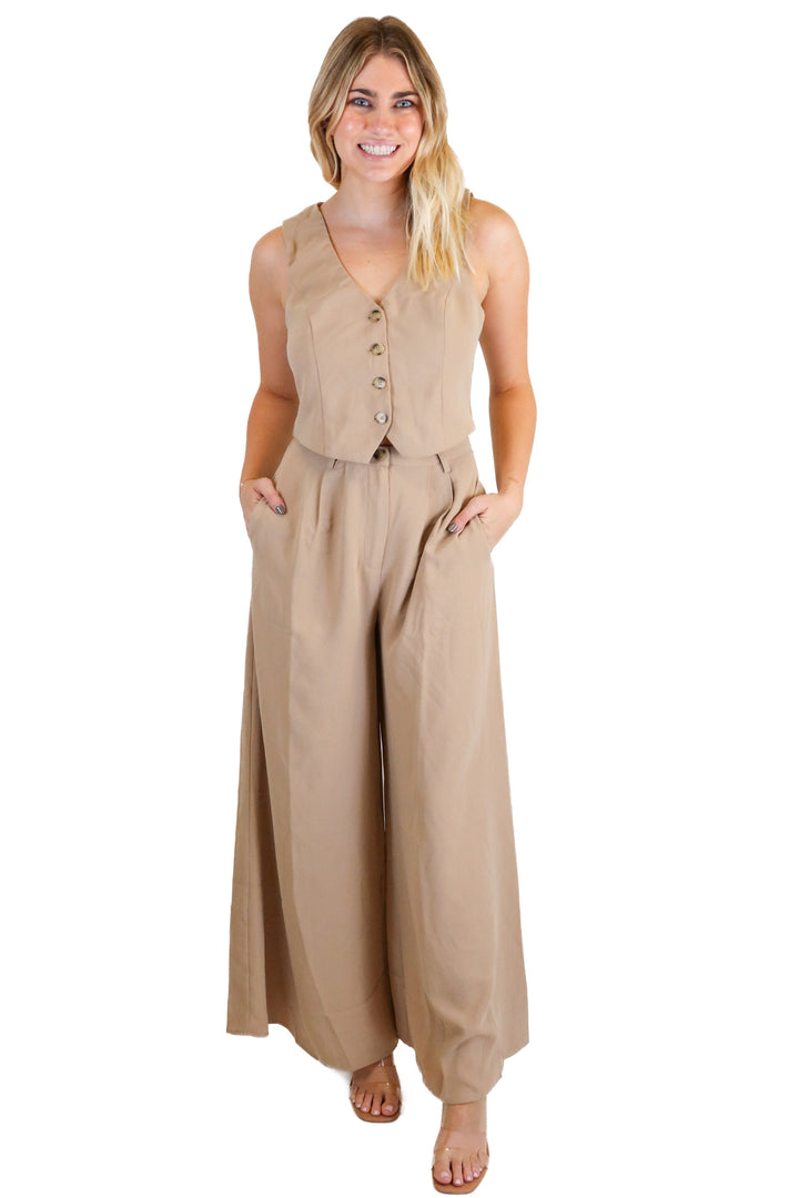 petal and pup tan set (s) NWT