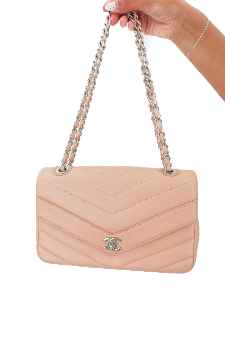Chanel Chevron Nude Caviar Leather Single Flap (est. retail $10,400)