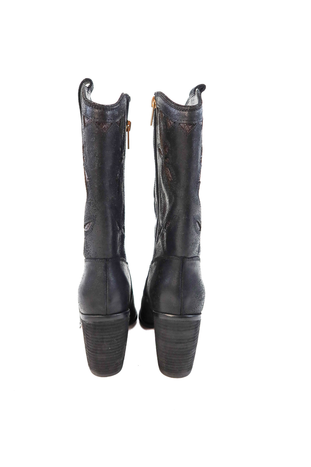 Vince Camuto black cowgirl bootie (8.5: retail $140)