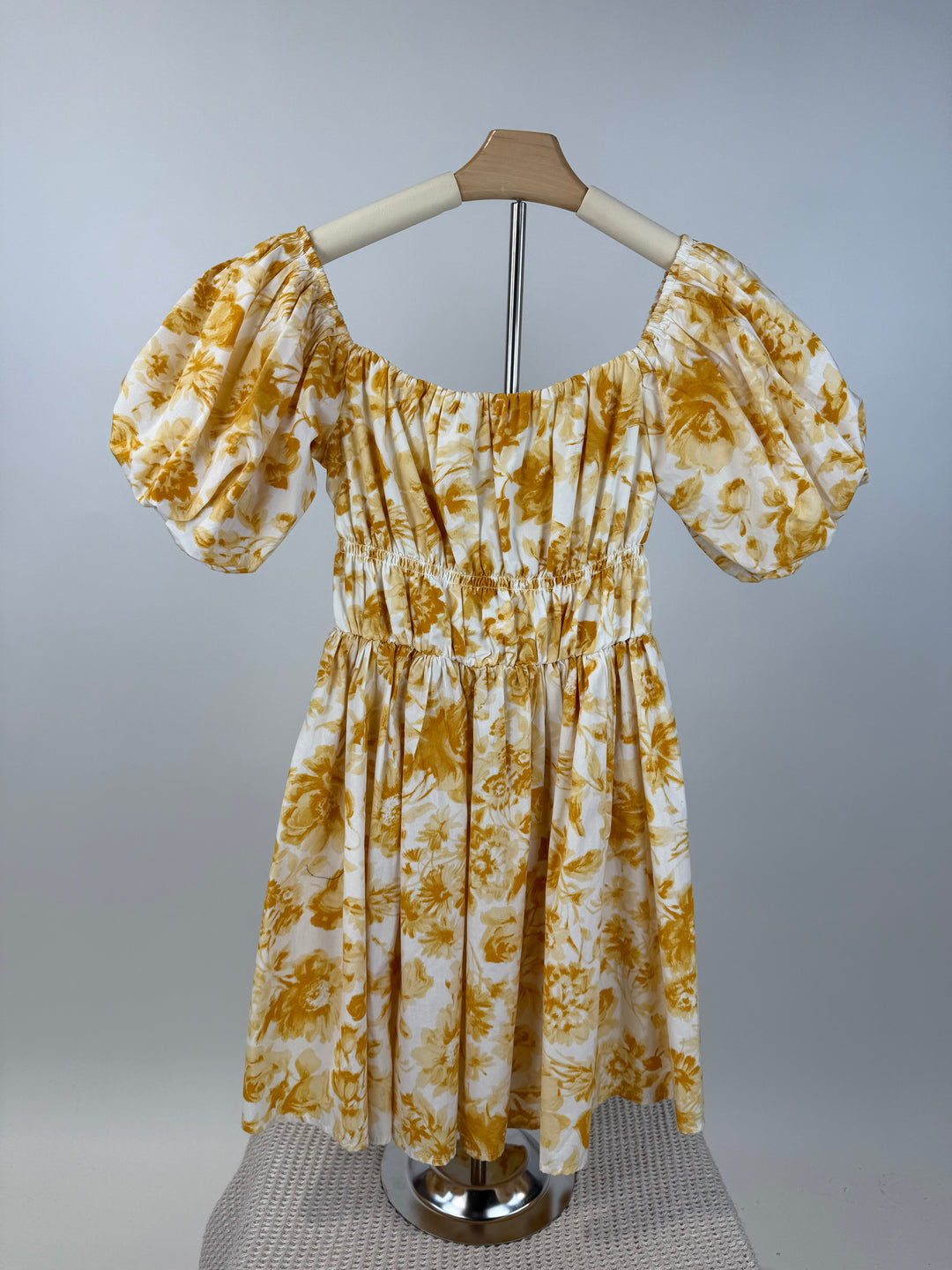 SOLD: abercrombie & fitch yellow floral dress (s; retail $90)