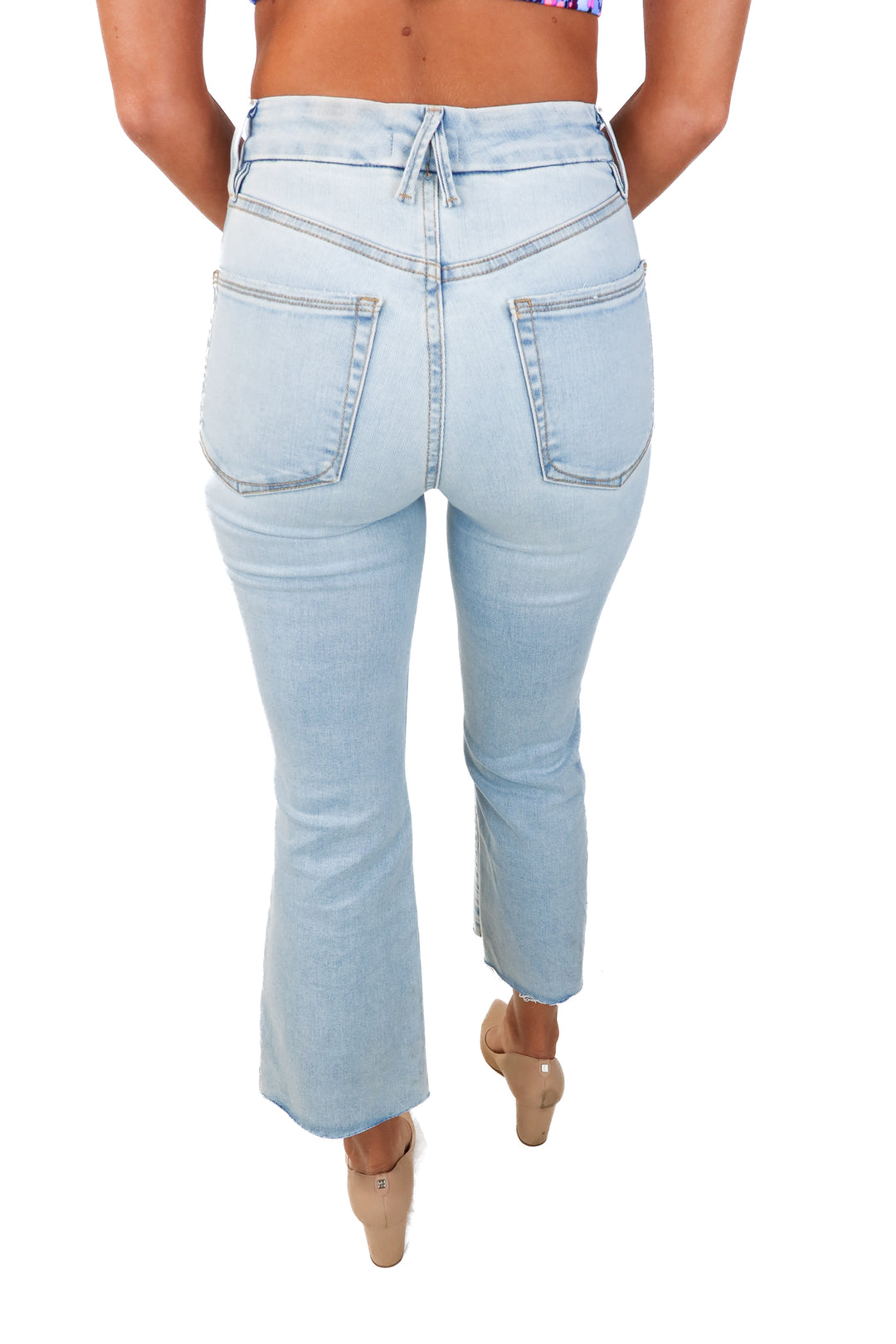 Good American light wash flare jeans NWT (2; retails for $159)