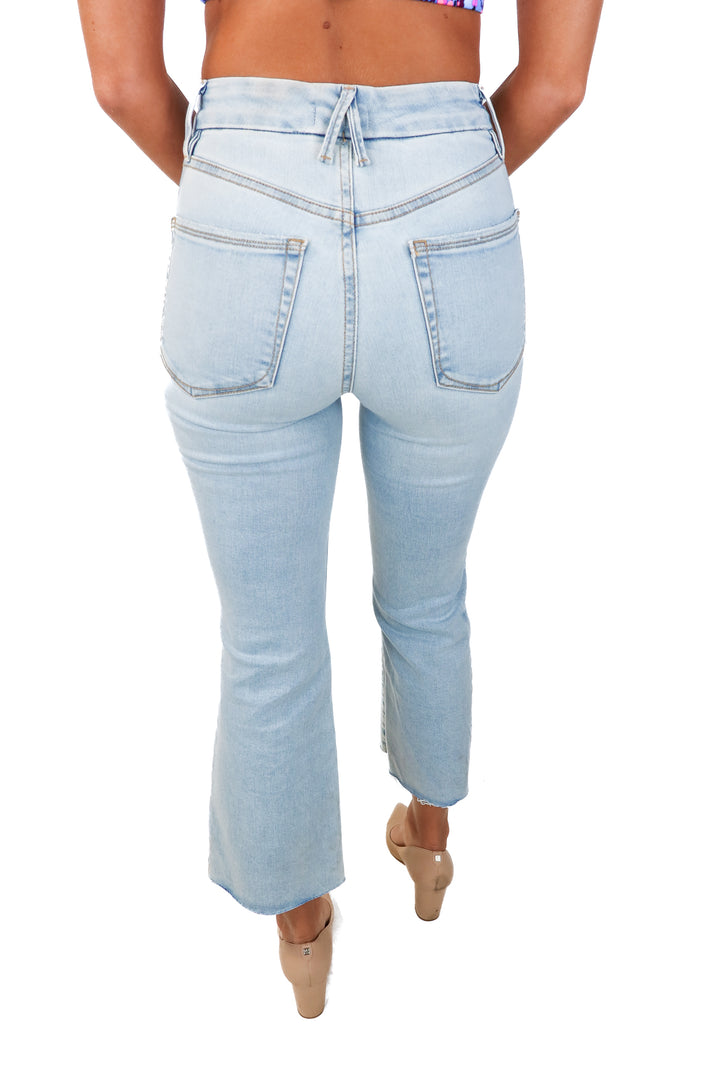 Good American light wash flare jeans NWT (2; retails for $159)