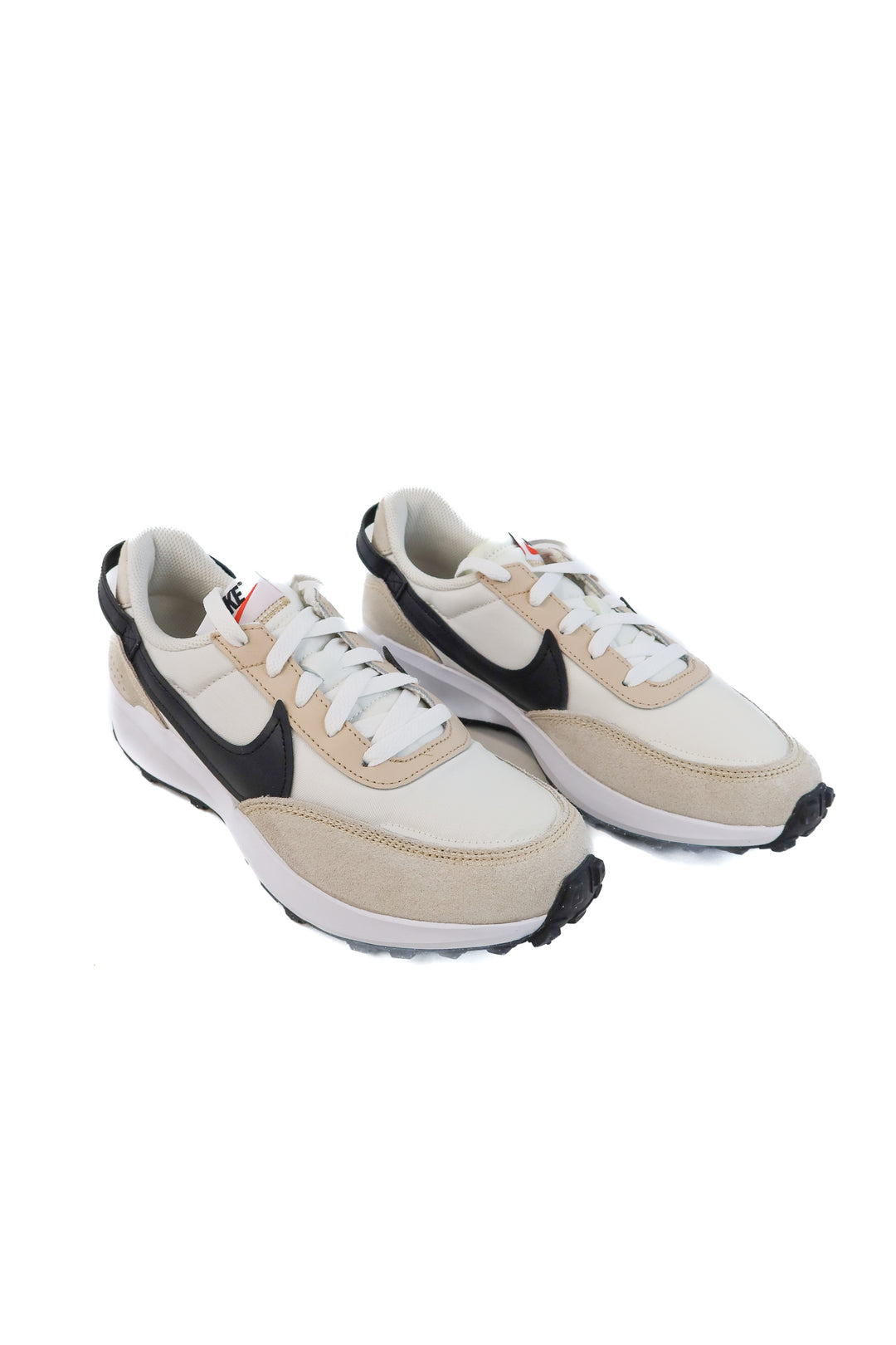 Nike waffle debut sneakers NWT (8.5)