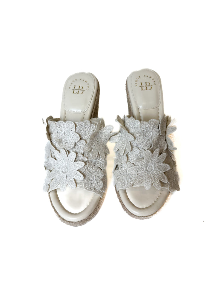 Vince Camuto VC X Laura Beverlin Daisy Wedge Mule NWOT (7; retail $120)