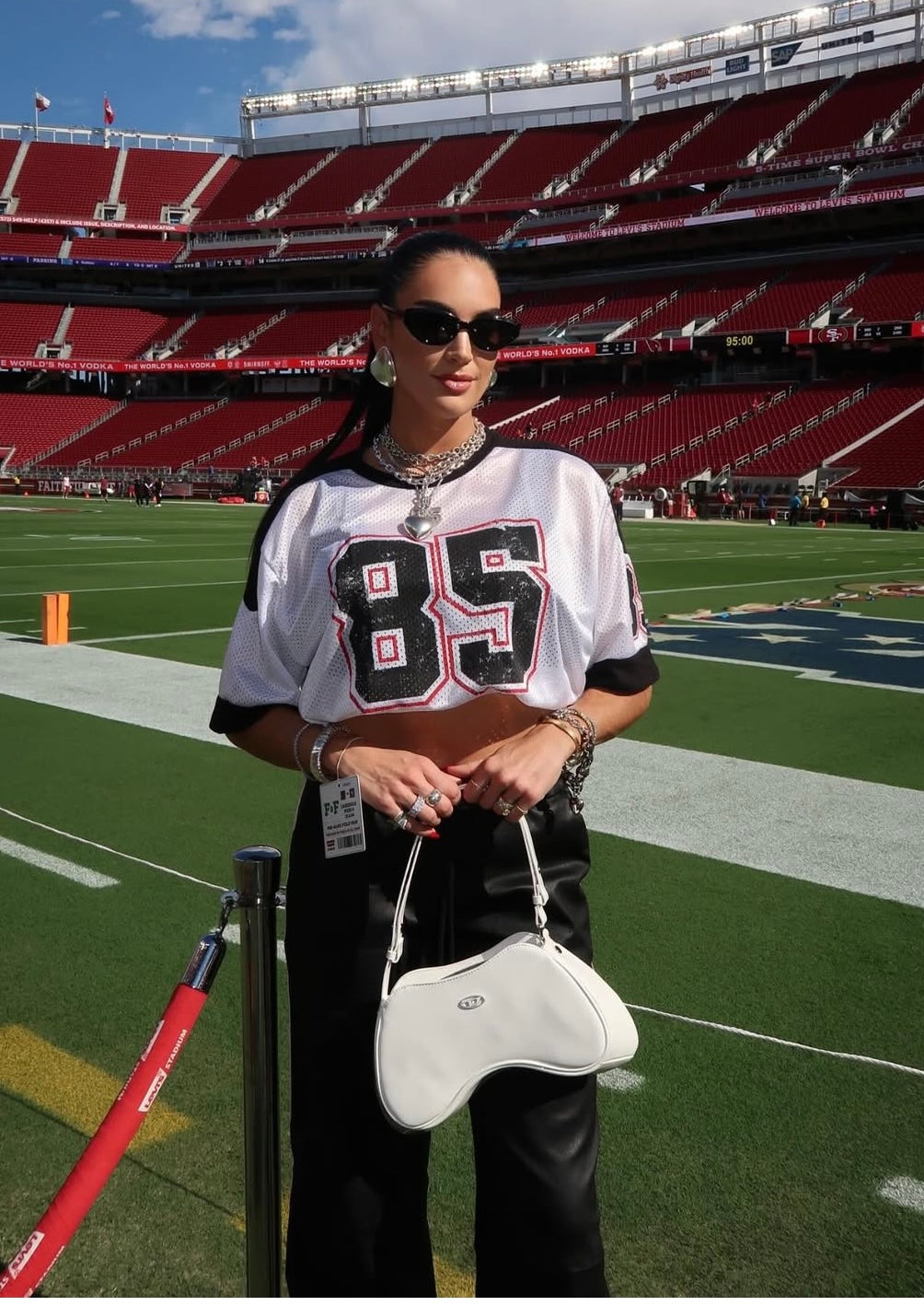 AUCTION fashion nova 85 jersey (L*)- ends 5/20 at 8pm CT