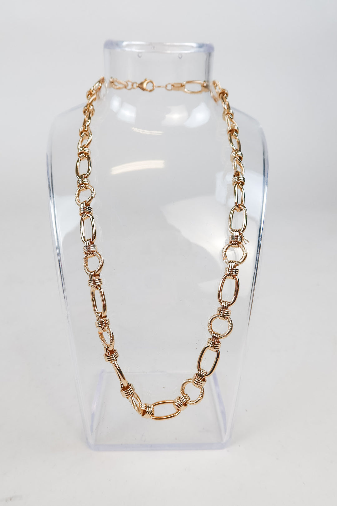 Gold Chunky Oval Link Necklace