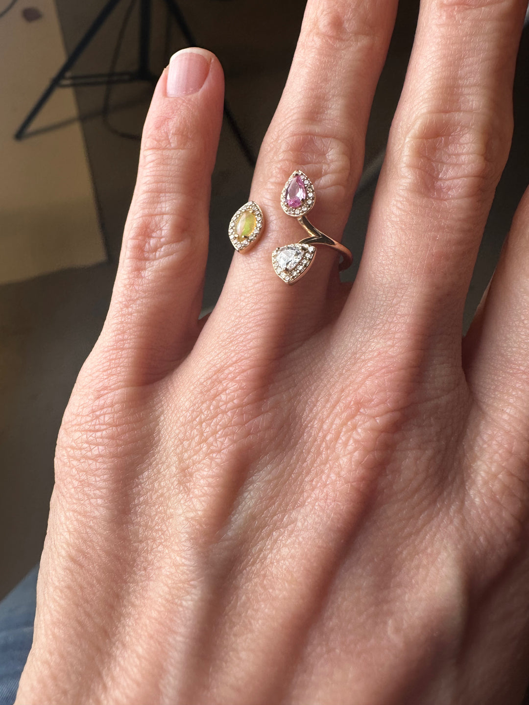 ks 3 Stone Open Ring (size 6)