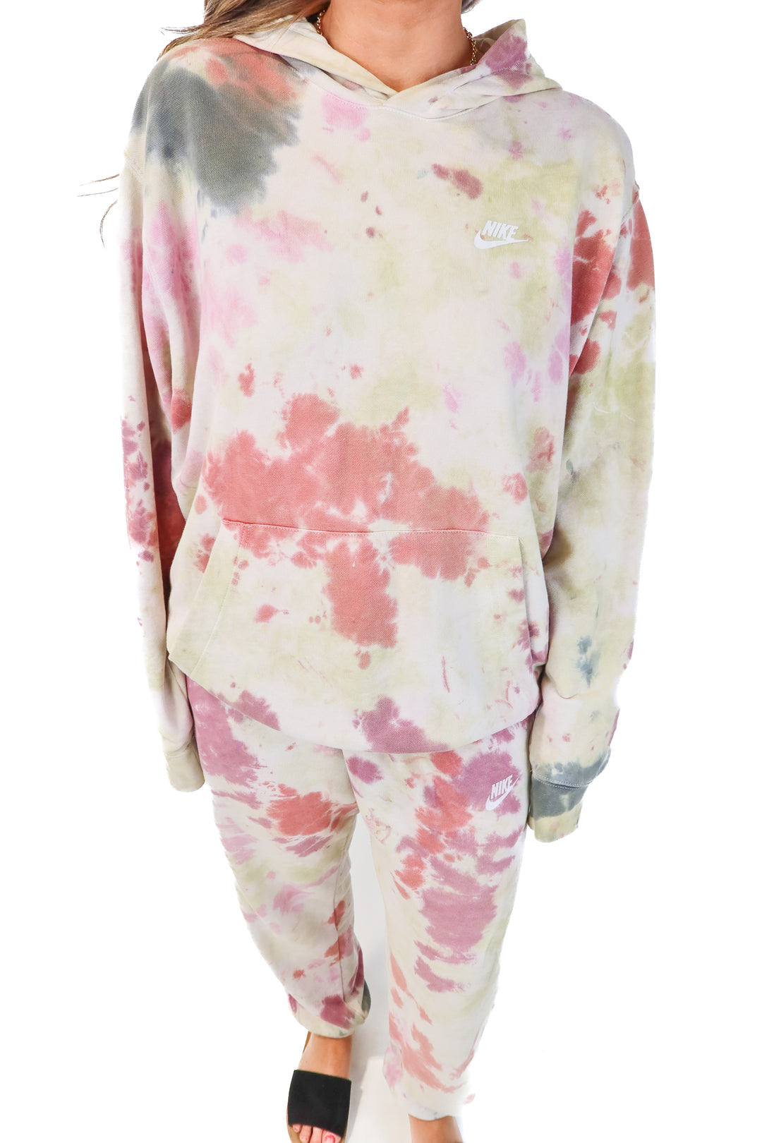 nike colorful tie dye lounge set (XL; retail $145)
