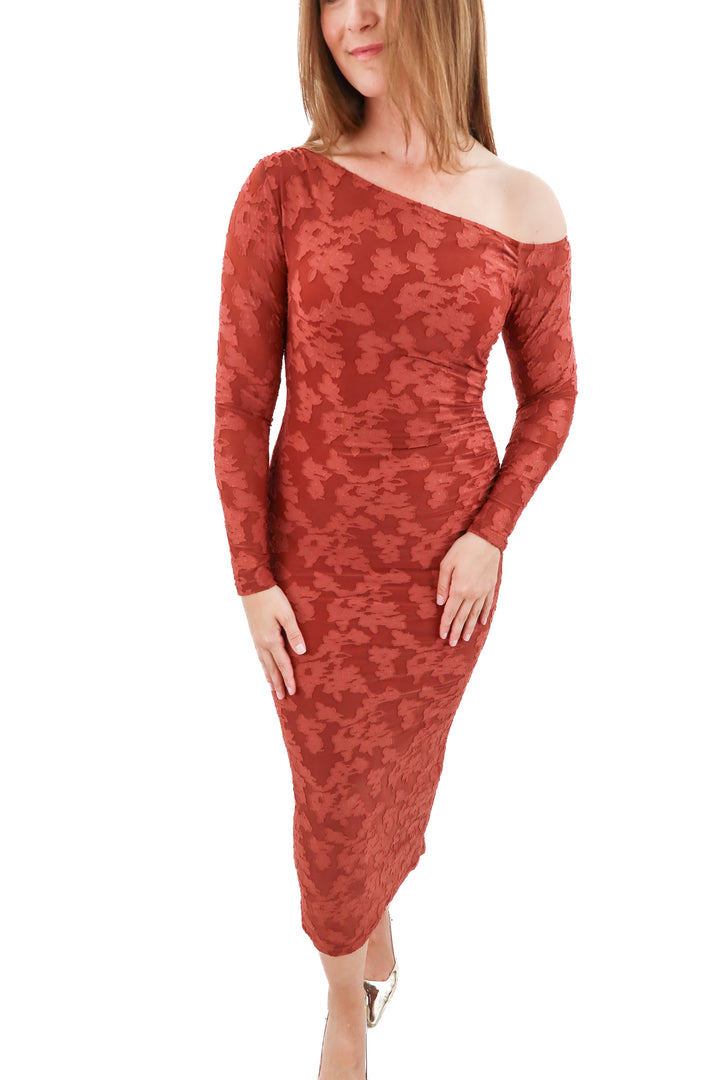zesica clay off shoulder long sleeve dress (s; retail $48)