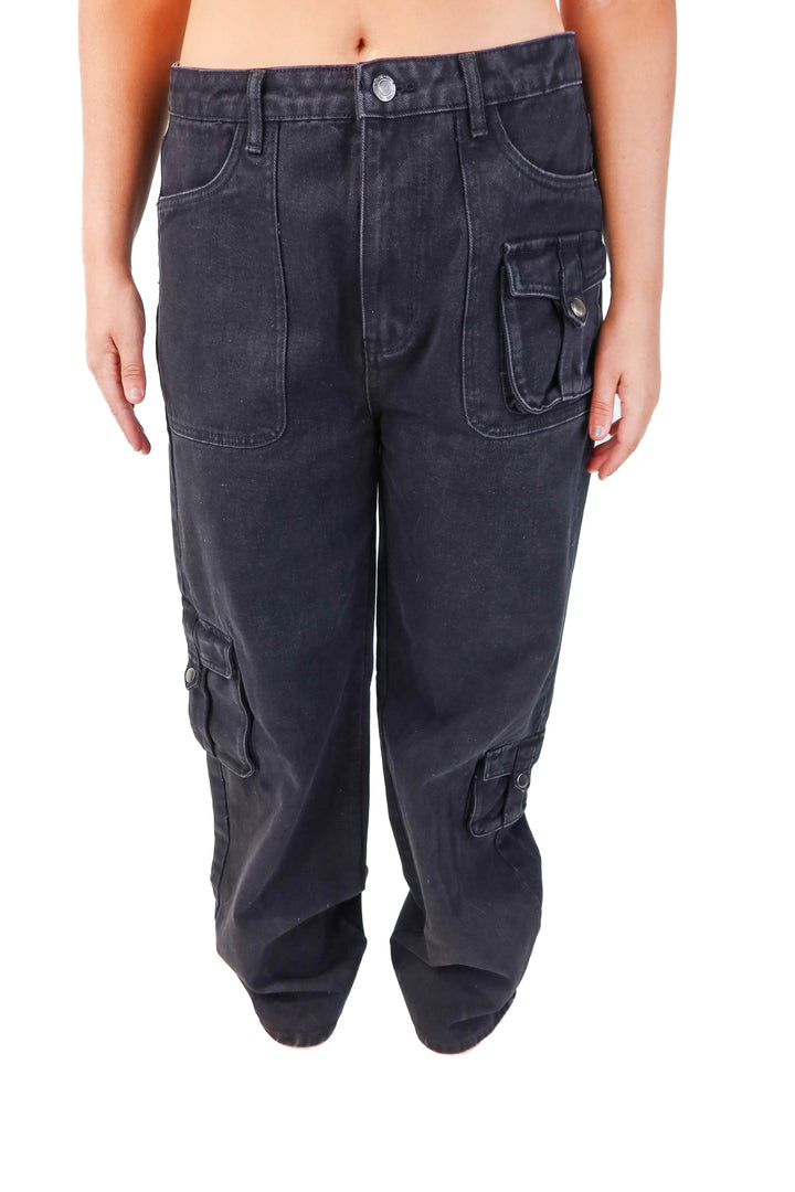 pretty little thing black cargo jeans NWT (10T)