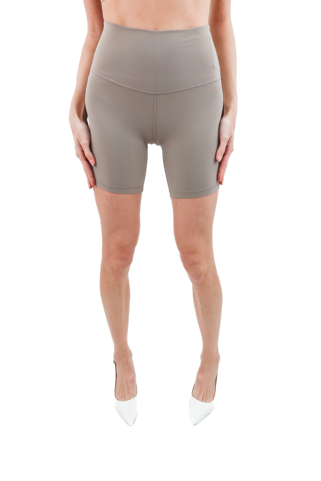 lululemon taupe active shorts (4; retail $68)