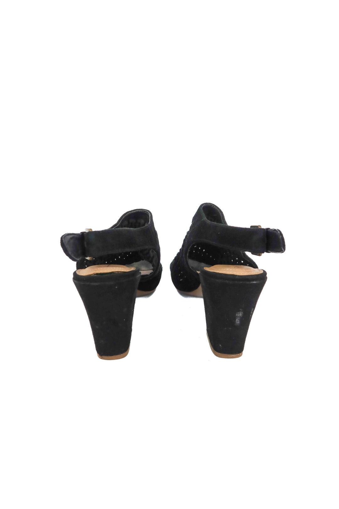 adam tucker by me too black suede chunky heel sandals (7.5)