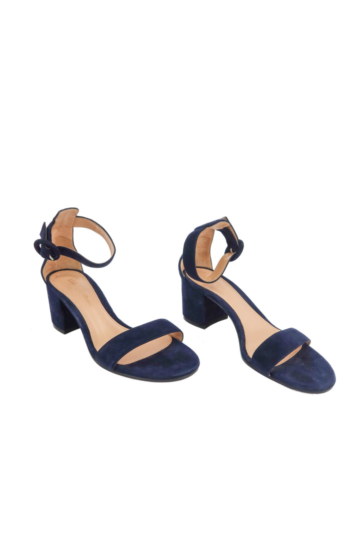 gianvitto rossi navy chunky heel sandals (37; retail $595)