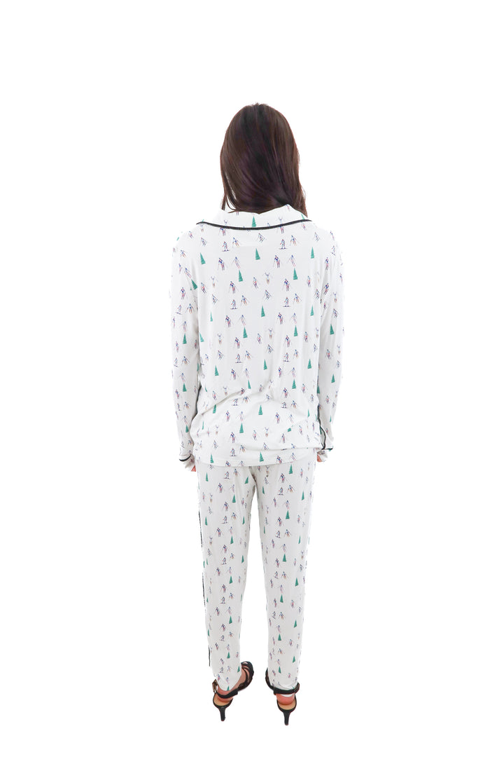 aspen dream white ski graphic pj set (s; retail $165)