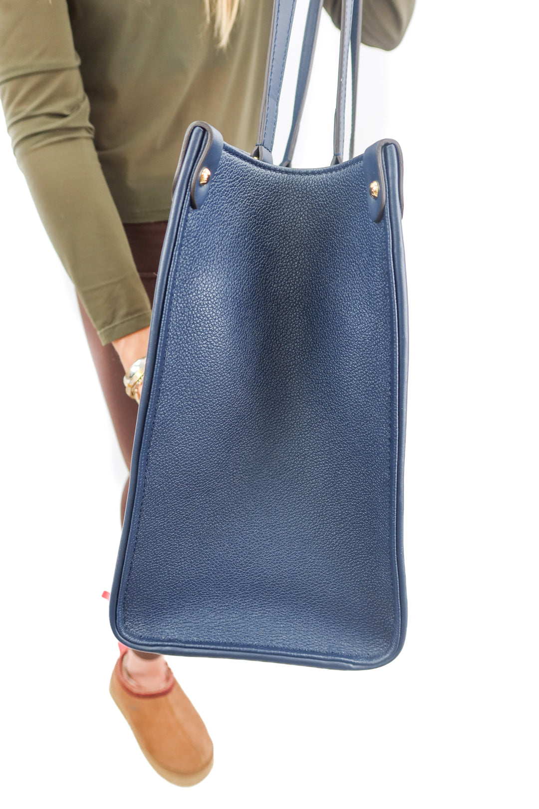 Louis Vuitton OnTheGo MM