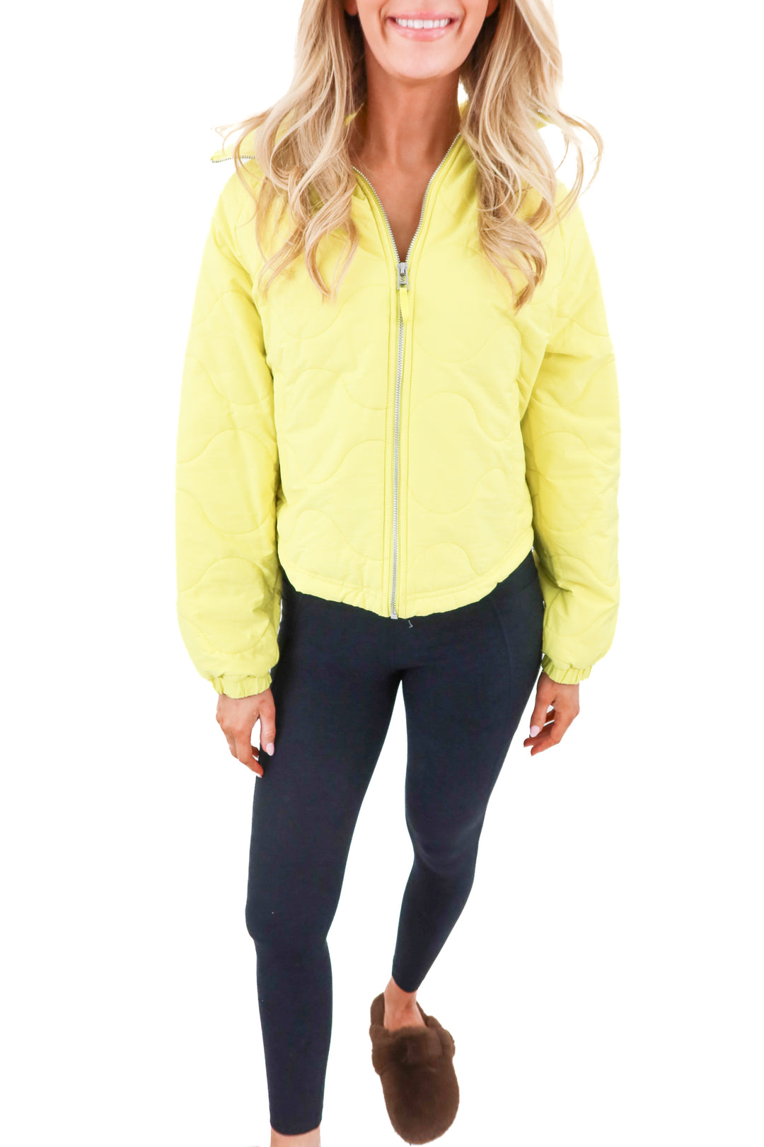 Universal Threads bright yellow puffer jacket NWT (S)