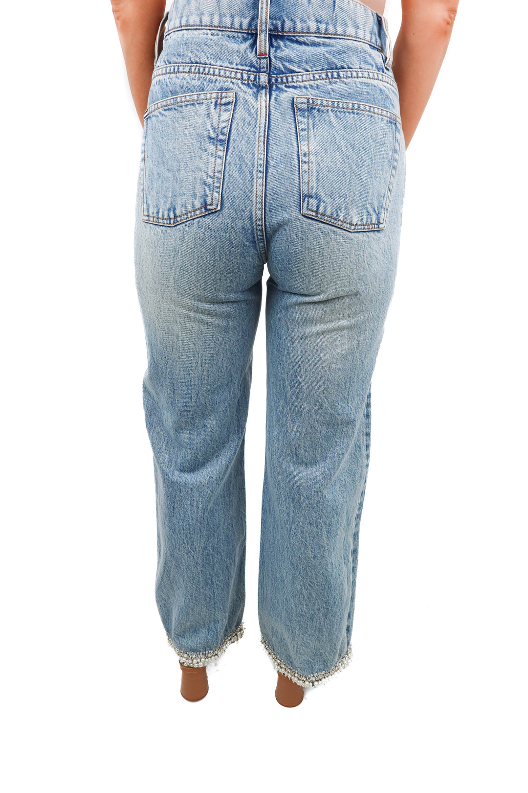 Alice & Olivia light wash straight jean with pearl/crystal bed hem embellishedments (26)