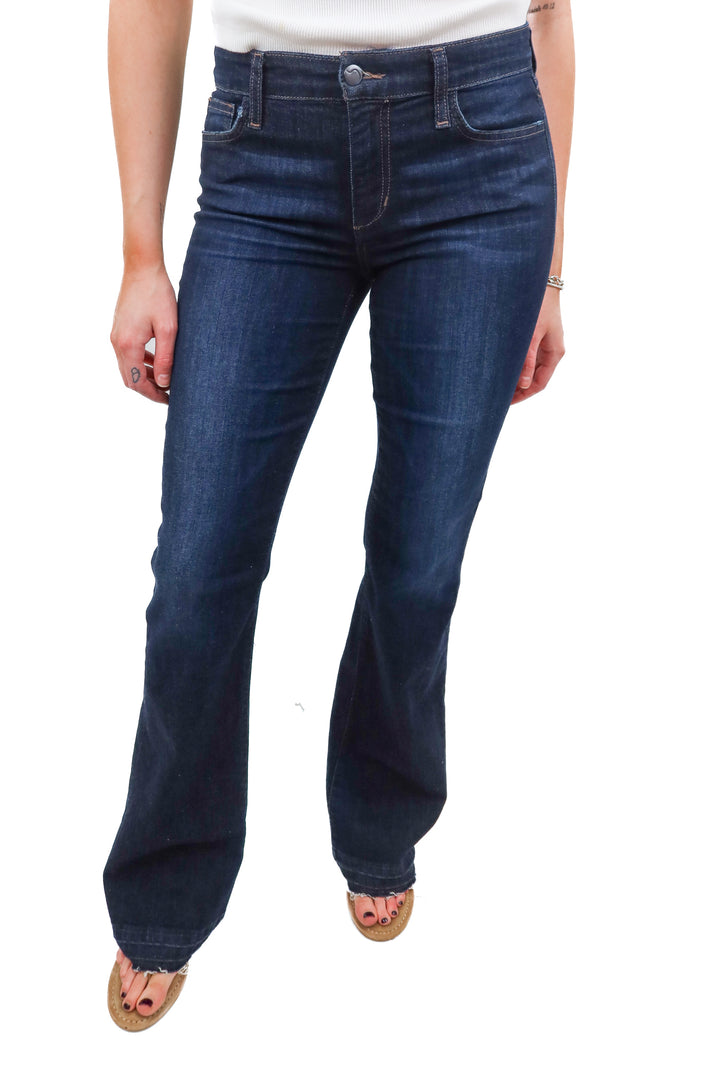 joes dark wash flare raw hem jeans (28)