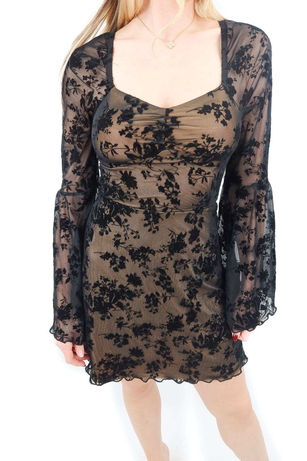 princess polly baby blue dress AUCTION black and nude sheer floral dress (xs) sits 0 to 4; ends 12/10 –  Well-Dressed