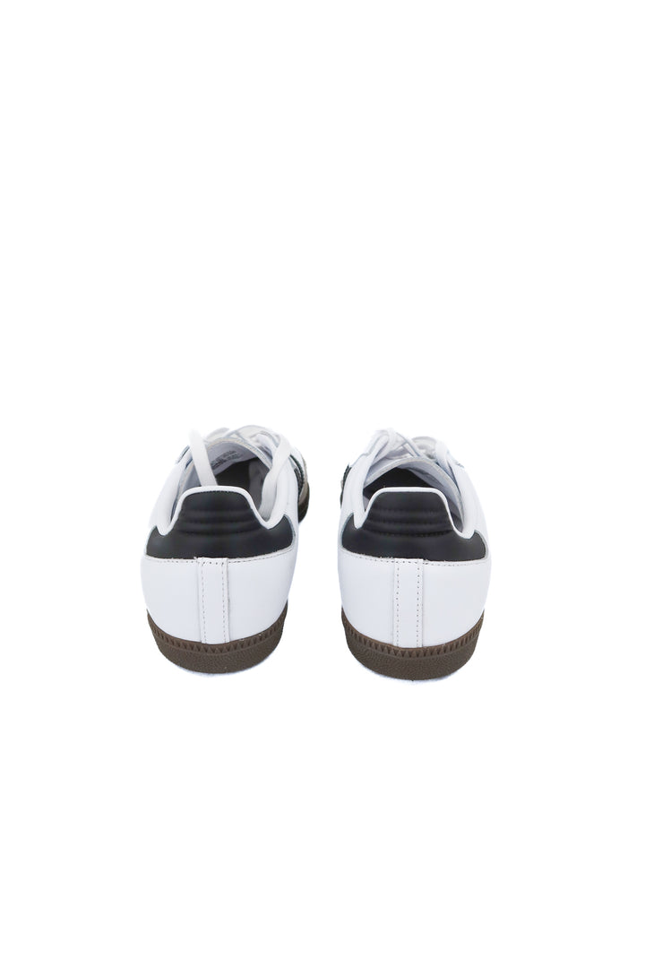 adidas white and black samba sneaker nwt (7; retail $100)