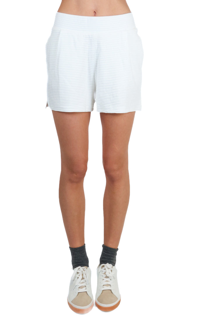 Travis Mathew White Ribbed Shorts NWT (XS; retail $79.95)