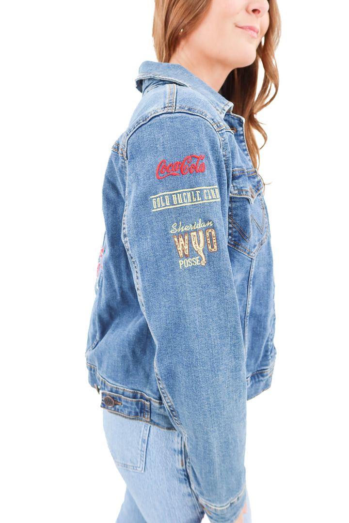 wrangler retro denim rodeo jacket nwt (l)