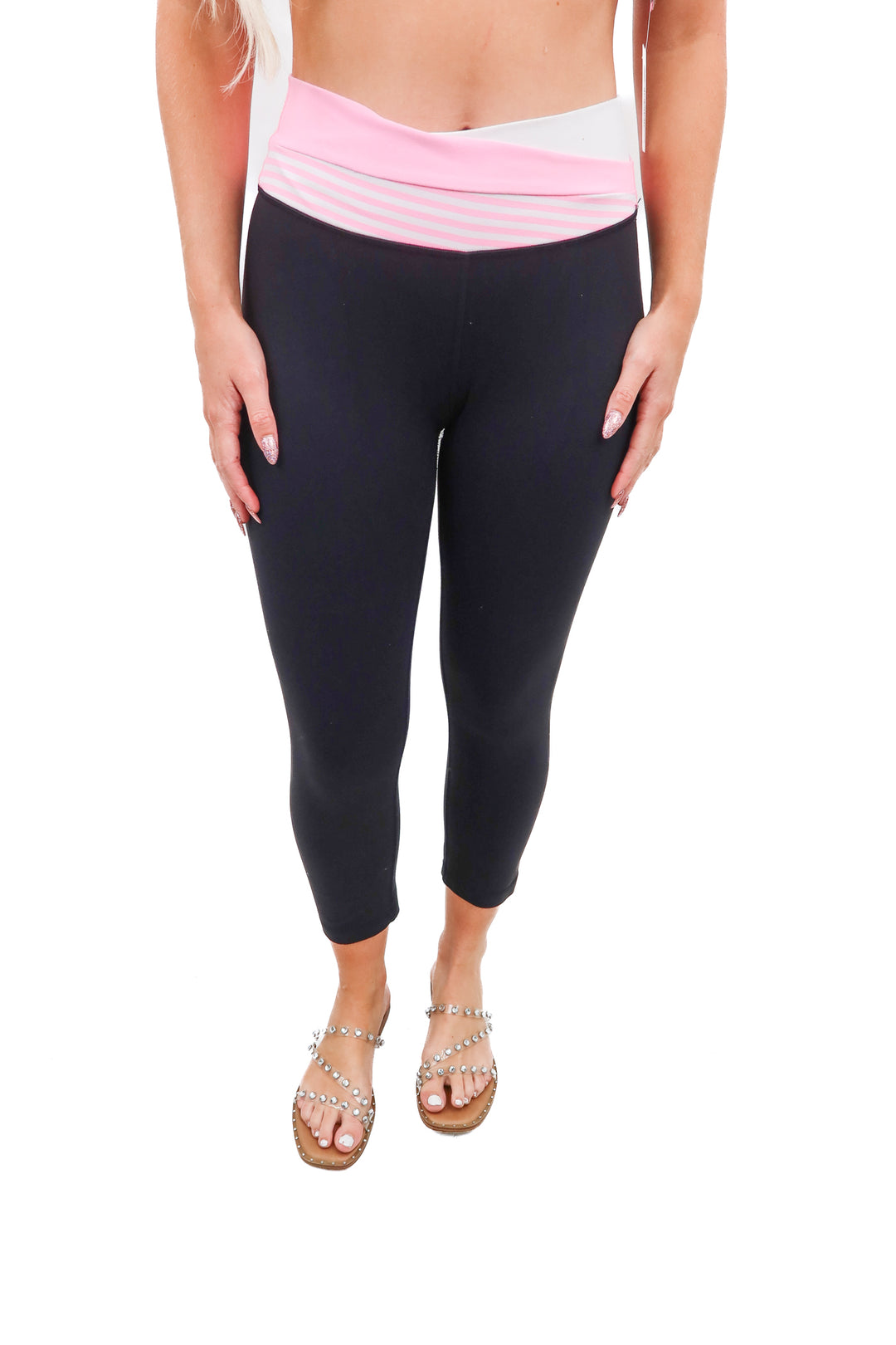 lululemon vintage pink/black capri leggings (8)