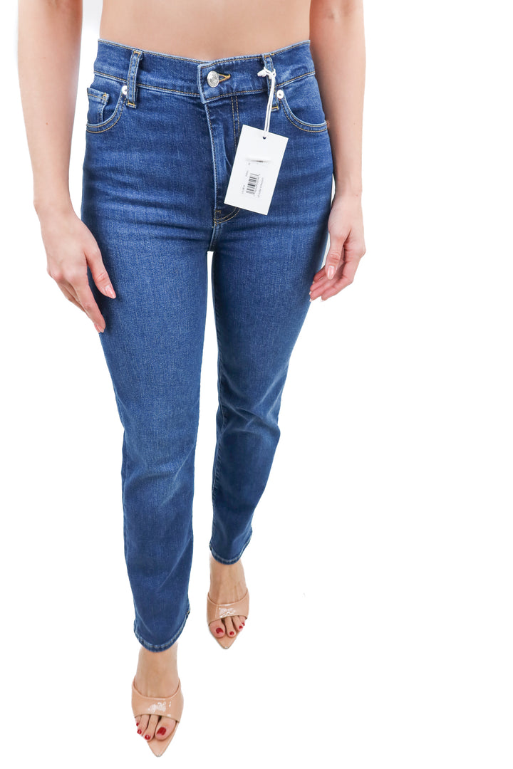 Frame Le Sleek Straight dark wash jeans (26; retail $258)