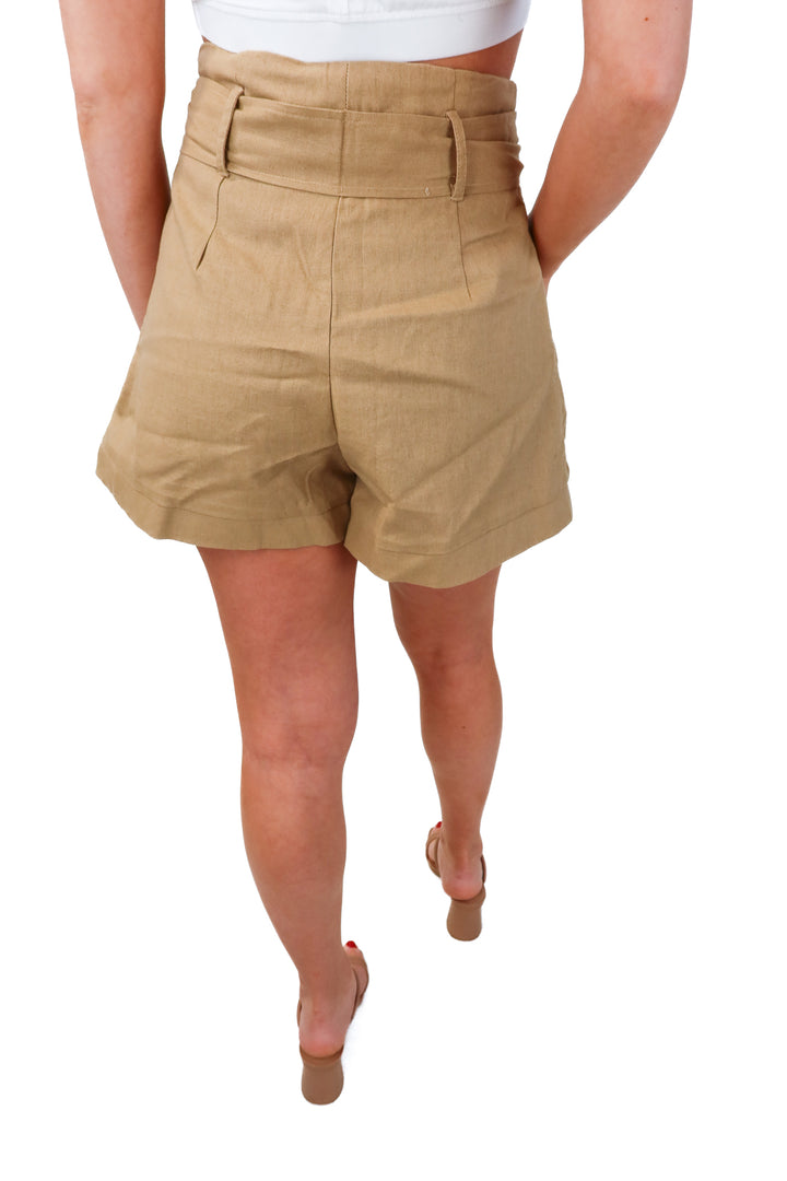 do + be brown linen shorts NWT (m)