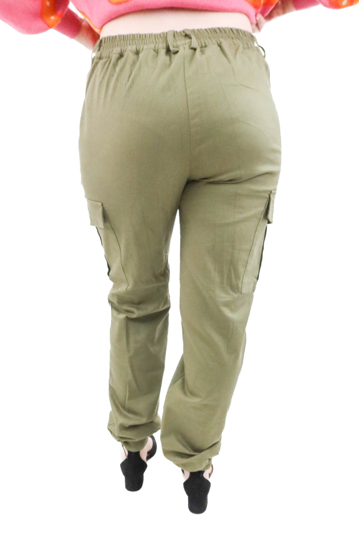 the elevated closet green cargo pants (m; retail $80)