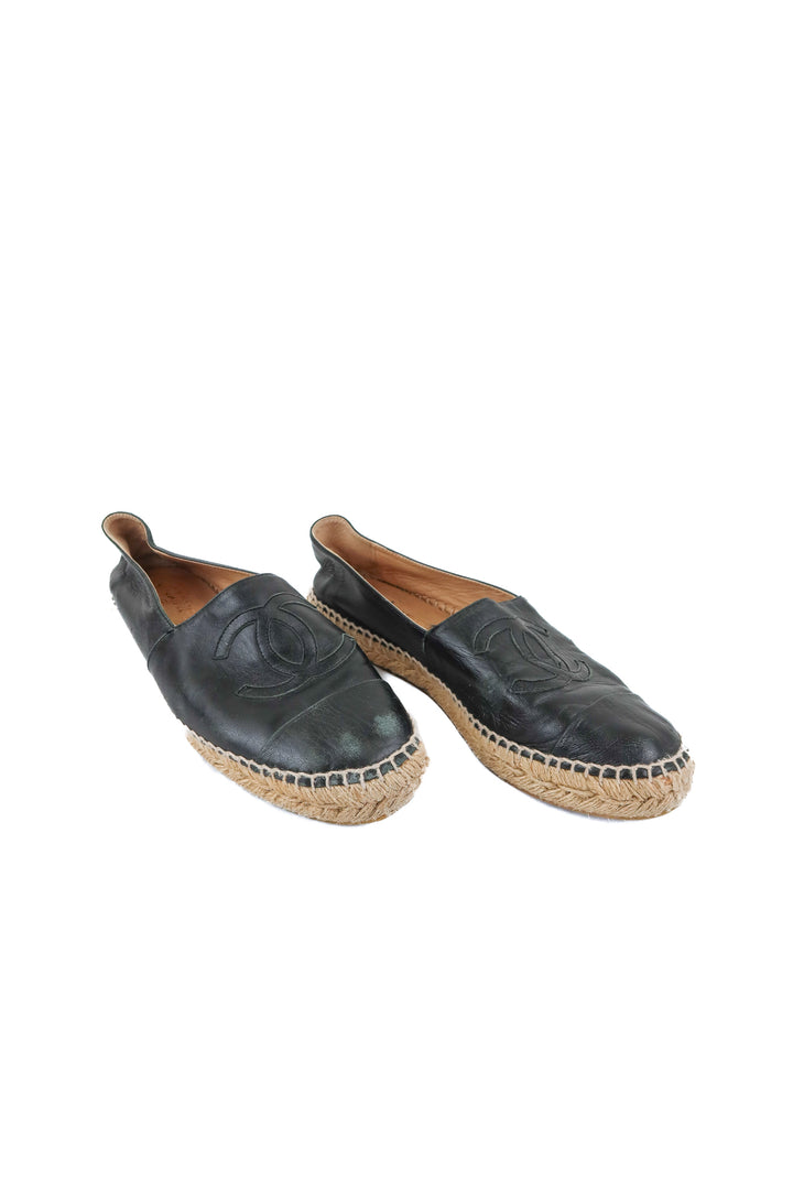 Chanel black leather espadrilles (41/ US11)