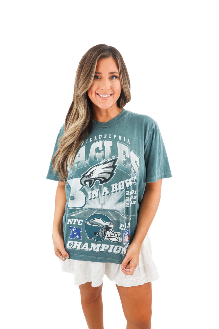 abercrombie & fitch philadelphia eagles tee (M; retail $50)