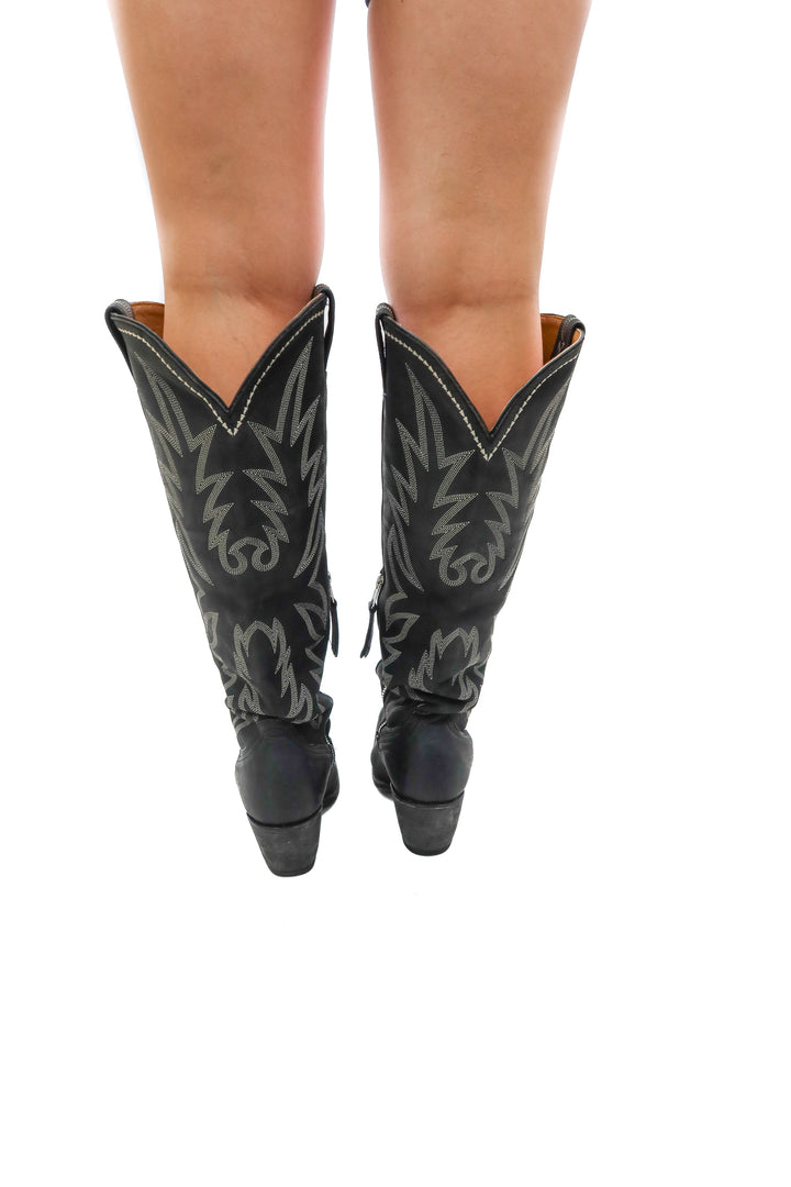 AUCTION (BID ONLY) idyllwind black tall cowgirl boots (9)- ends 8/19 at 8 pm CT