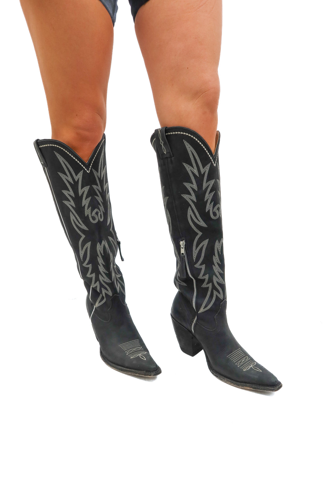 AUCTION (BID ONLY) idyllwind black tall cowgirl boots (9)- ends 8/19 at 8 pm CT