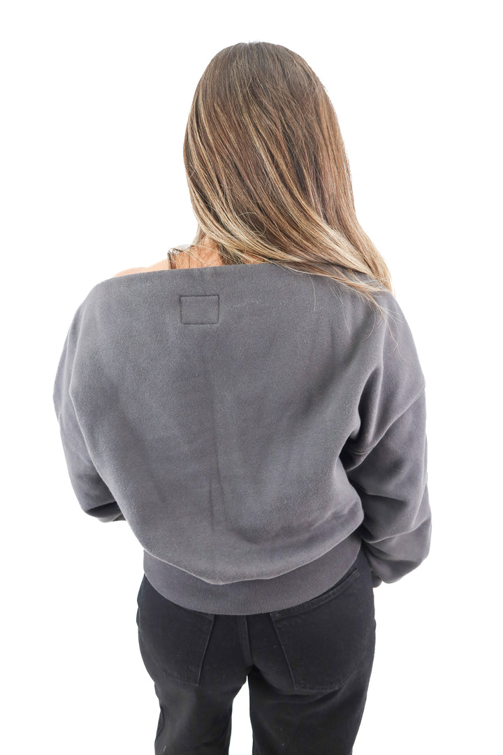 abercrombie & fitch charcoal grey boatneck fleece sweatshirt (M; retail $60)