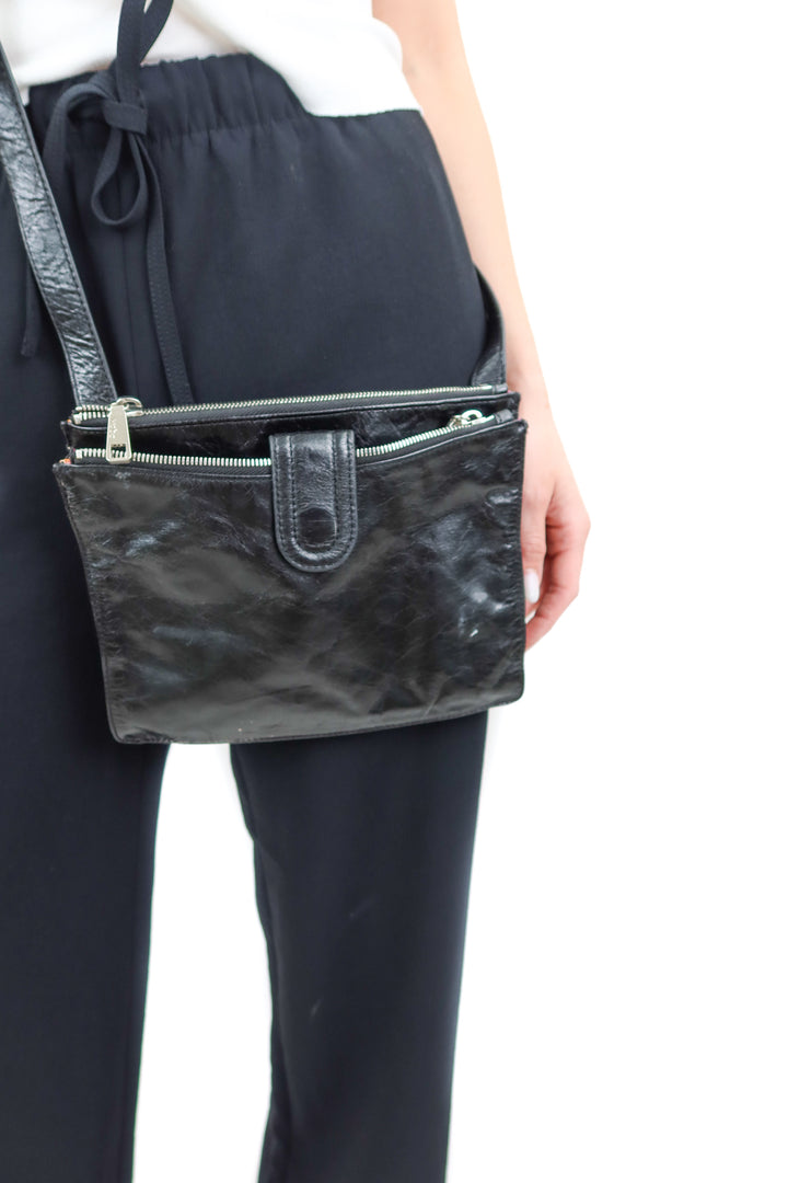 hobo black double pocket crossbody bag