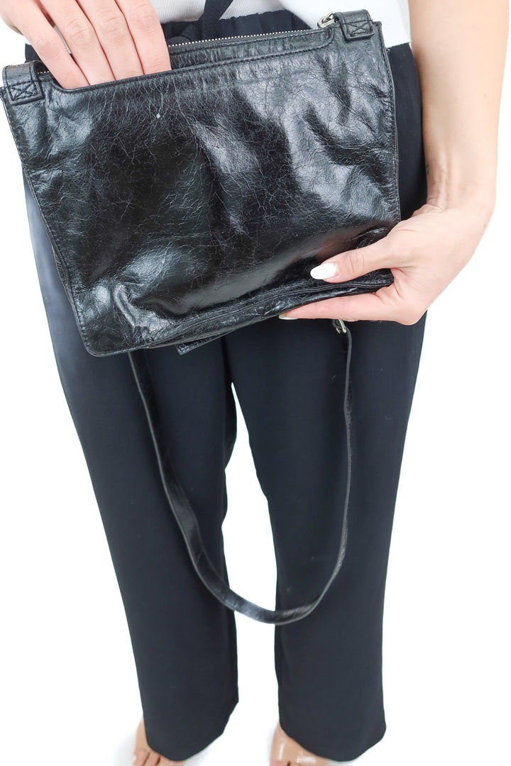 hobo black double pocket crossbody bag
