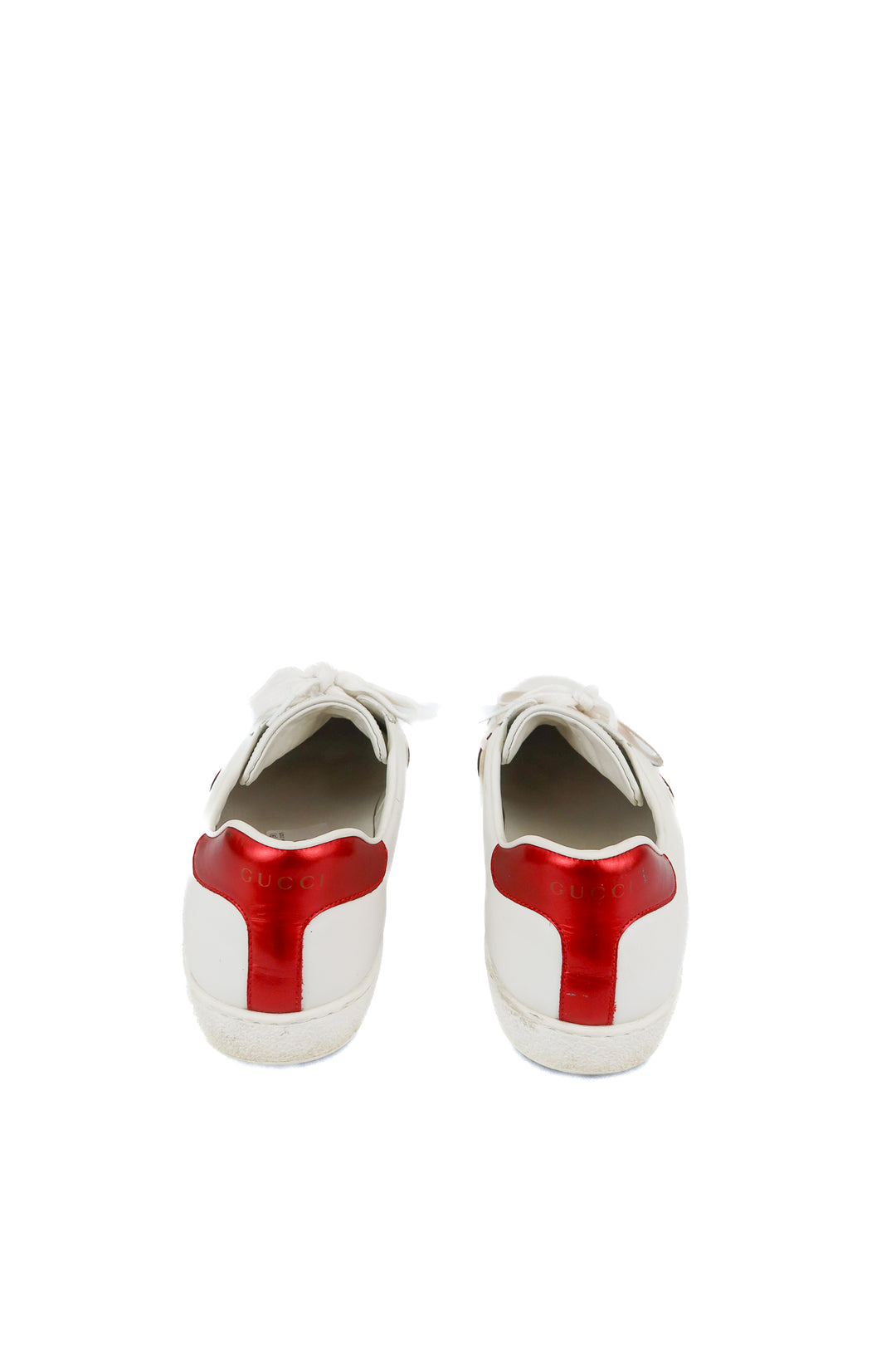 Mens Gucci sneakers (9; retail $1,020)